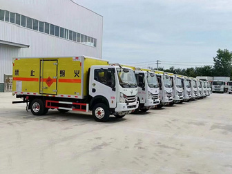 氣瓶運(yùn)輸車多少錢一輛